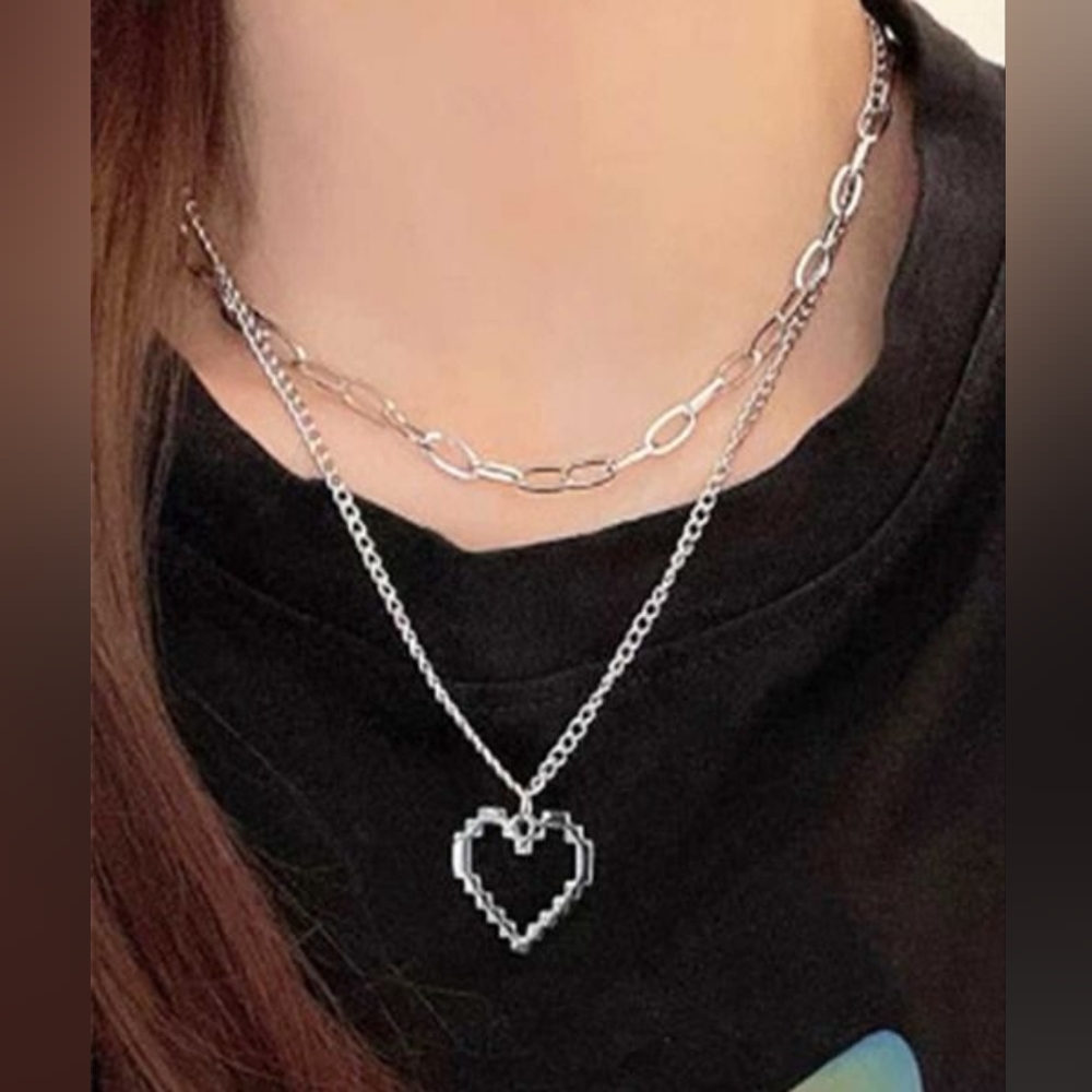 🆕️ 3 Pack Layered Necklaces with Heart Pendant
